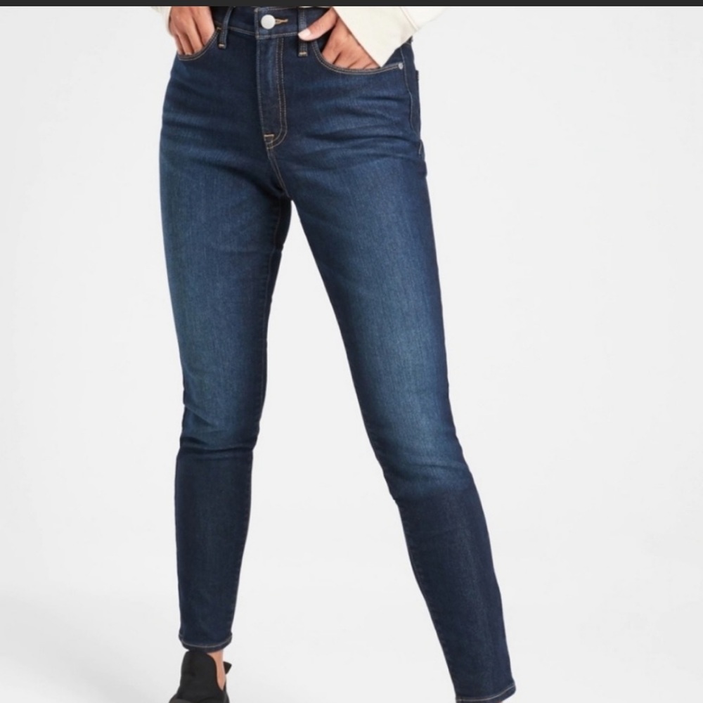 Athleta Skulptek Dark Wash Size 6 Jeans